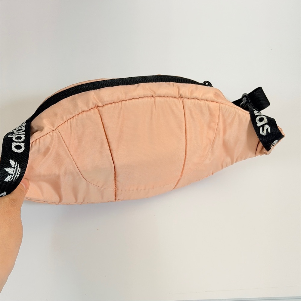 Adidas Coral fanny pack Bag with Black Details - Picture 2 of 4